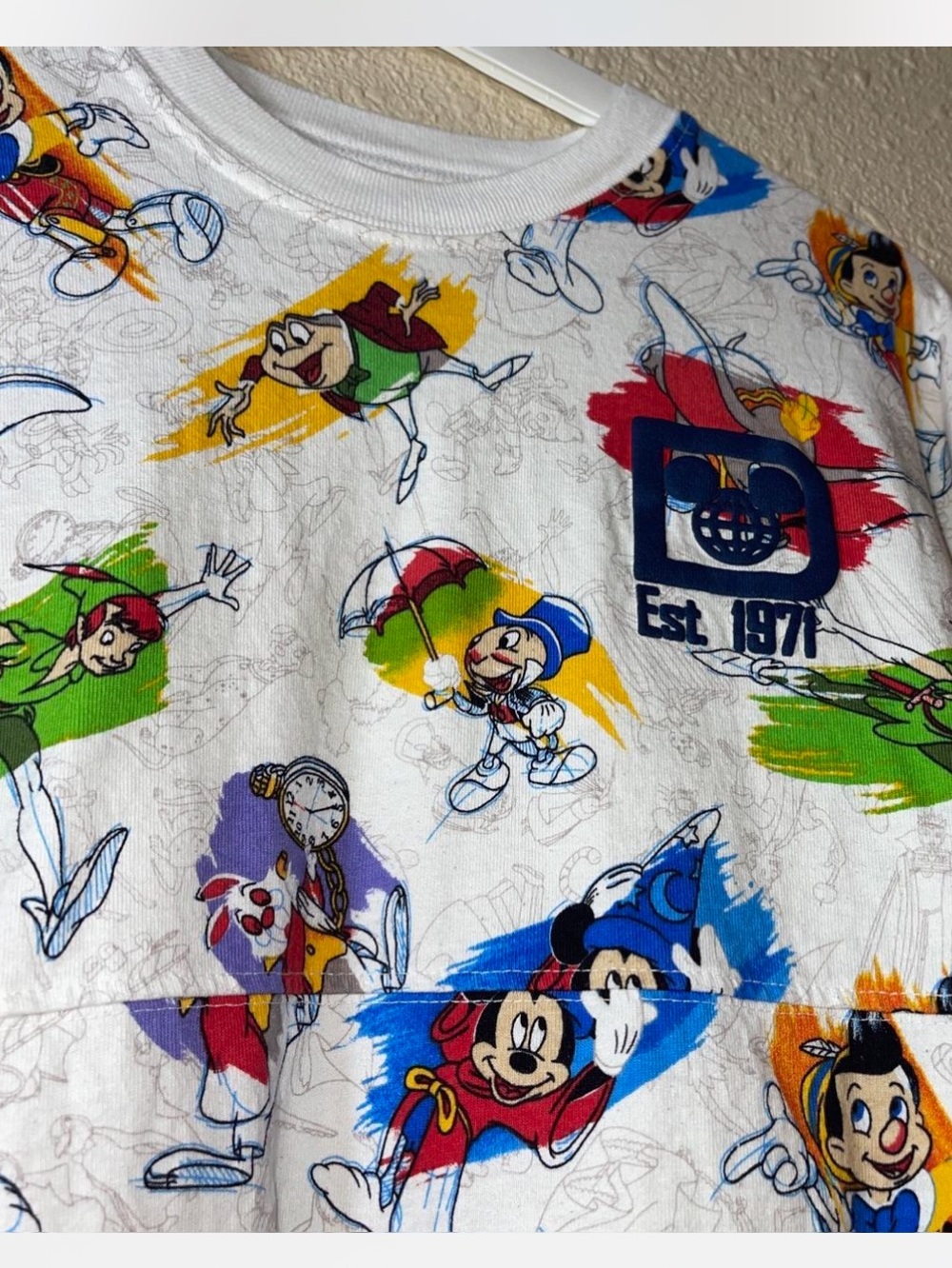 Walt Disney World spirit jersey - Picture 2 of 5